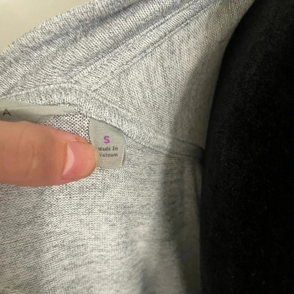 Athleta Light Heathered Gray Drape Pose Wrap Cardigan - Picture 9 of 11